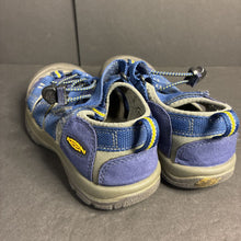 Load image into Gallery viewer, Boys Sandals
