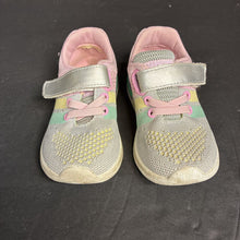 Load image into Gallery viewer, Girls Sneakers
