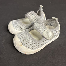 Load image into Gallery viewer, Girls Breathable Shoes
