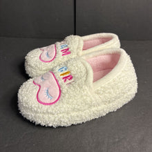 Load image into Gallery viewer, Girls " Dream Girl" Slippers

