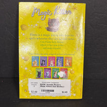 Load image into Gallery viewer, Seaside Mystery (Magic Kitten) (Sue Bentley) -series paperback
