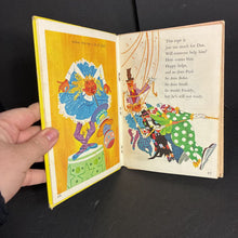Load image into Gallery viewer, Look! Look! A Clown Book (Seymour Reit) (Golden Beginning Reader) (Vintage Collectible 1969) -reader hardcover
