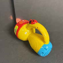 Load image into Gallery viewer, Spin &amp; Learn Color Flashlight Battery Operated
