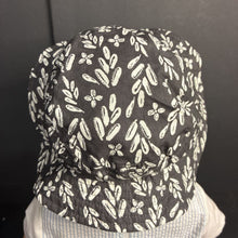 Load image into Gallery viewer, Boys Sun Hat
