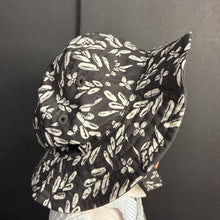 Load image into Gallery viewer, Boys Sun Hat
