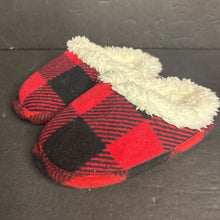 Load image into Gallery viewer, Boys Plaid Slippers
