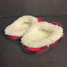 Load image into Gallery viewer, Boys Plaid Slippers
