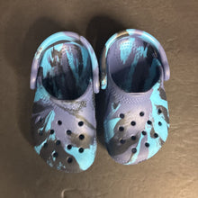 Load image into Gallery viewer, Boys Tie Dye Shoes
