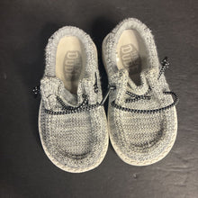 Load image into Gallery viewer, Boys Shoes
