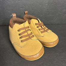 Load image into Gallery viewer, Boys Shoes
