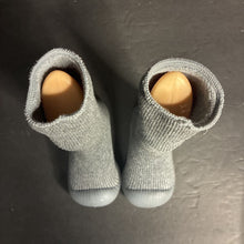 Load image into Gallery viewer, Boys Sock Shoes
