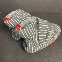 Load image into Gallery viewer, Girls Striped Slippers (Myggpp)
