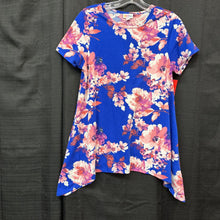 Load image into Gallery viewer, Floral Tunic
