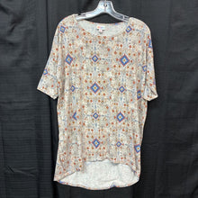 Load image into Gallery viewer, Patterned Tunic
