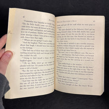 Load image into Gallery viewer, Belle Prater's Boy (Ruth White) -chapter paperback
