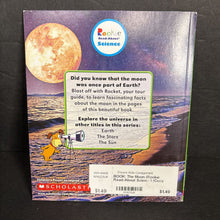 Load image into Gallery viewer, The Moon (Rookie Read-About Science) (Cody Crane) (Space) -reader educational paperback
