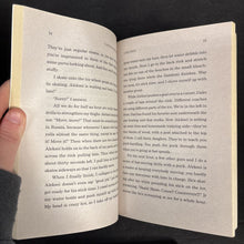 Load image into Gallery viewer, Checked (Cynthia Kadohata) (Sports: Hockey) -chapter paperback
