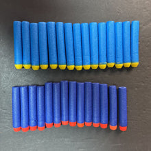 Load image into Gallery viewer, Set of Darts
