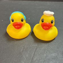 Load image into Gallery viewer, 2pk Bath Ducks
