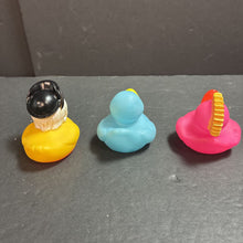 Load image into Gallery viewer, 3pk Bath Ducks
