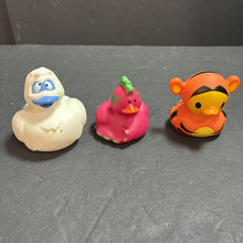 Load image into Gallery viewer, 3pk Bath Ducks
