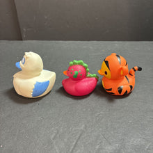 Load image into Gallery viewer, 3pk Bath Ducks
