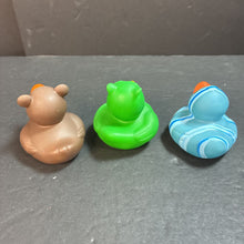 Load image into Gallery viewer, 3pk Bath Ducks
