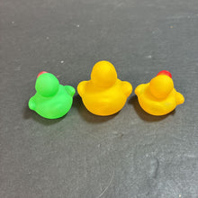 Load image into Gallery viewer, 3pk Mini Bath Ducks
