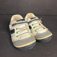 Load image into Gallery viewer, Boys Shoes
