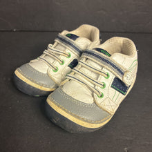 Load image into Gallery viewer, Boys Shoes
