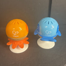 Load image into Gallery viewer, 2pk Stay-Put Sea Animal Suction Cup Rattles
