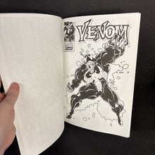 Load image into Gallery viewer, [NEW] Marvel Comics Heroic Coloring! (Bendon) -character activity paperback
