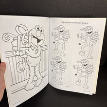 Load image into Gallery viewer, [NEW] Sesame Street Coloring and Activity Book w/ Crayons (Bendon) (Season: Winter) -character activity paperback
