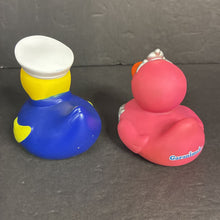 Load image into Gallery viewer, 2pk Bath Ducks
