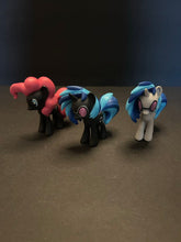 Load image into Gallery viewer, My Little Pony Vinyl Scratch / Pinkie Pie Mini Figure Lot – Set of 3
