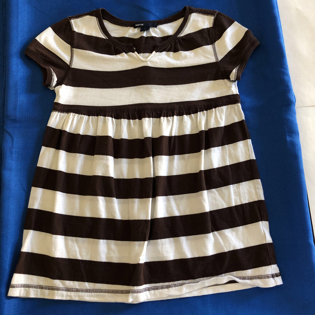 striped top