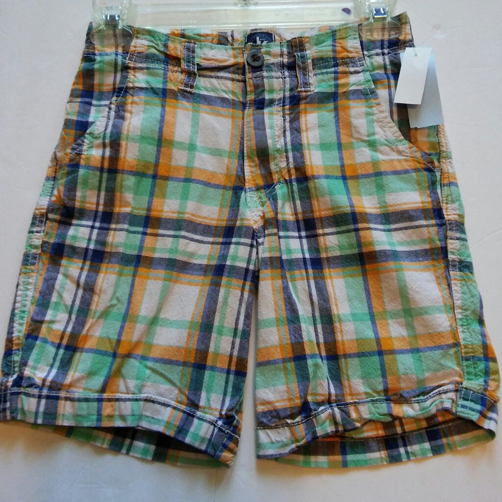 plaid shorts