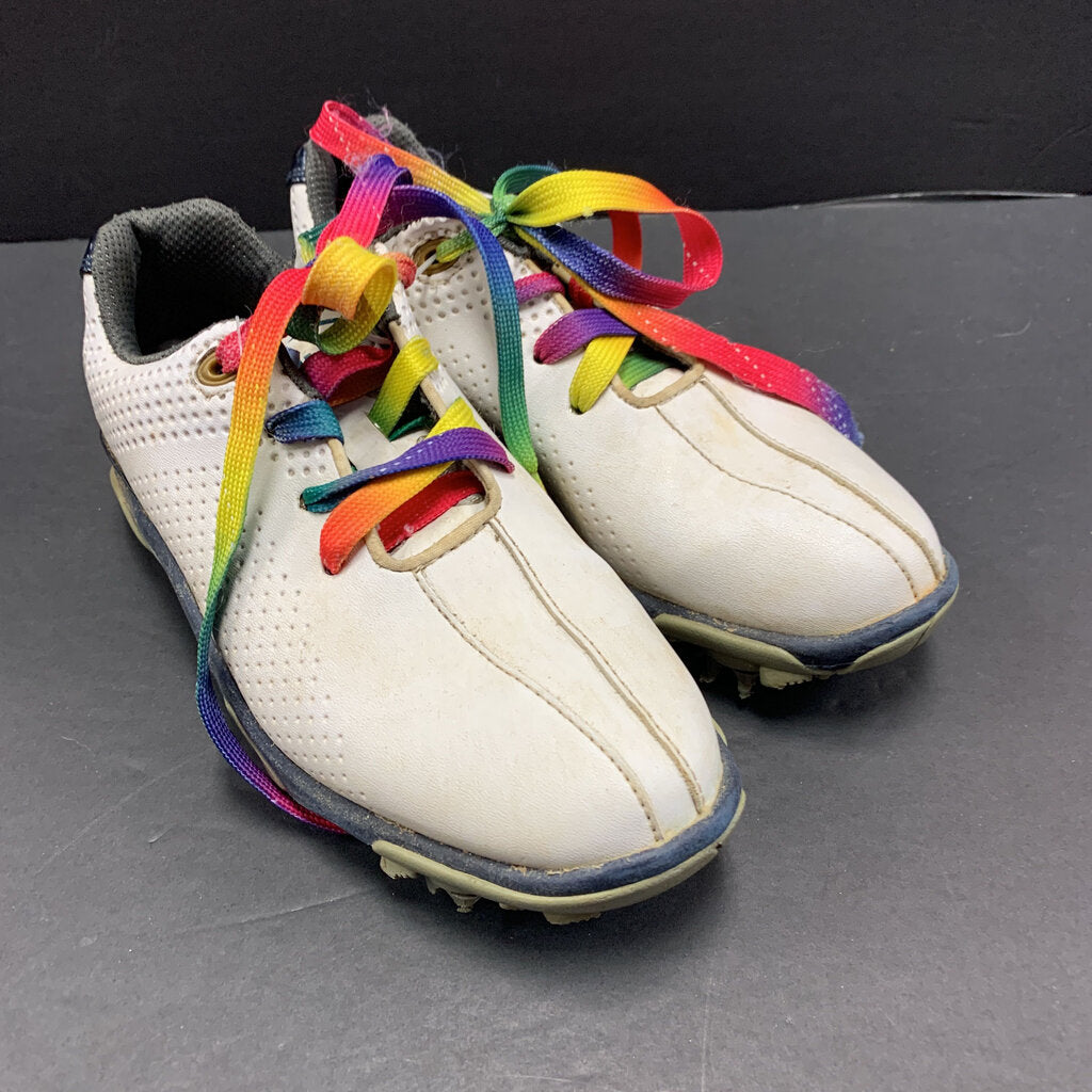 Golf cleats