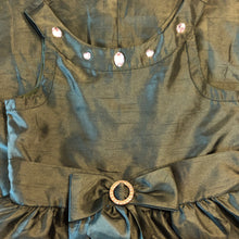 Load image into Gallery viewer, dress
