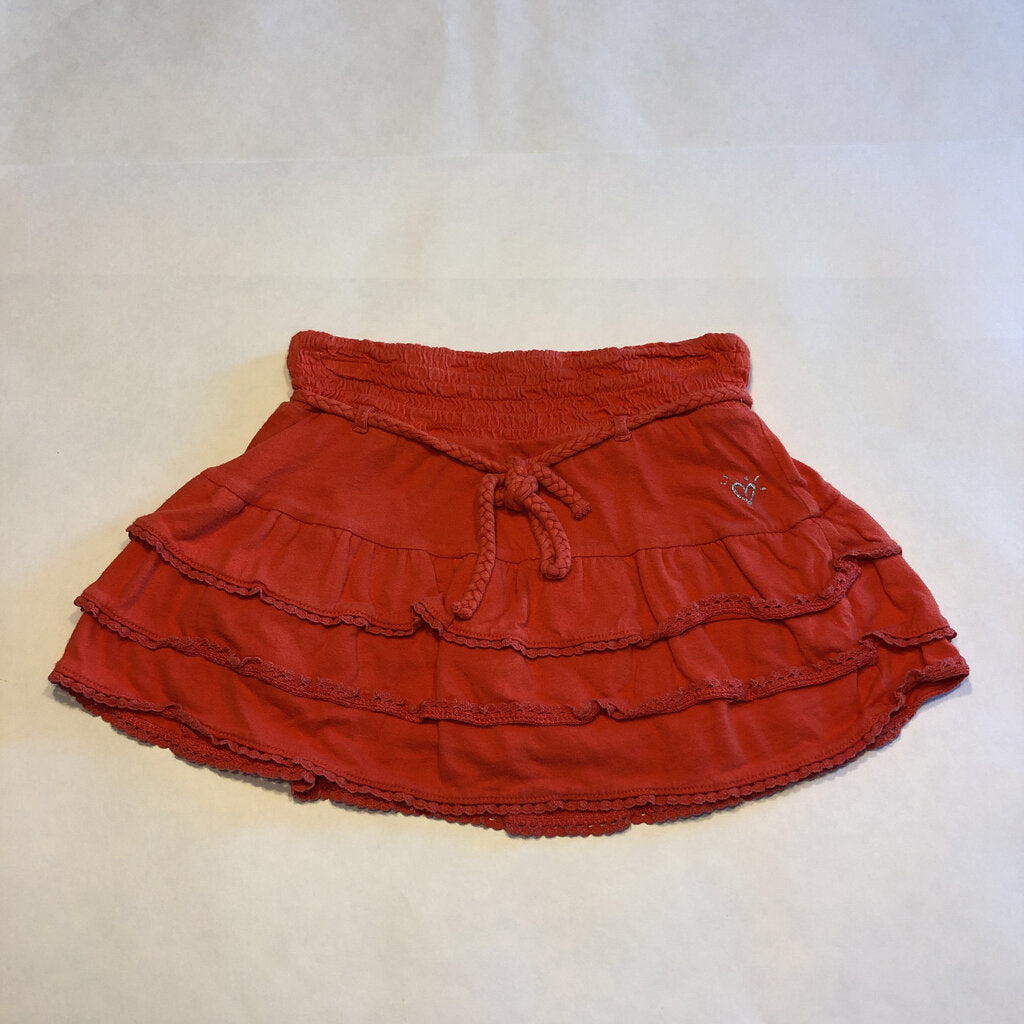 ruffled skirt