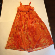 Load image into Gallery viewer, Ruffle top dress
