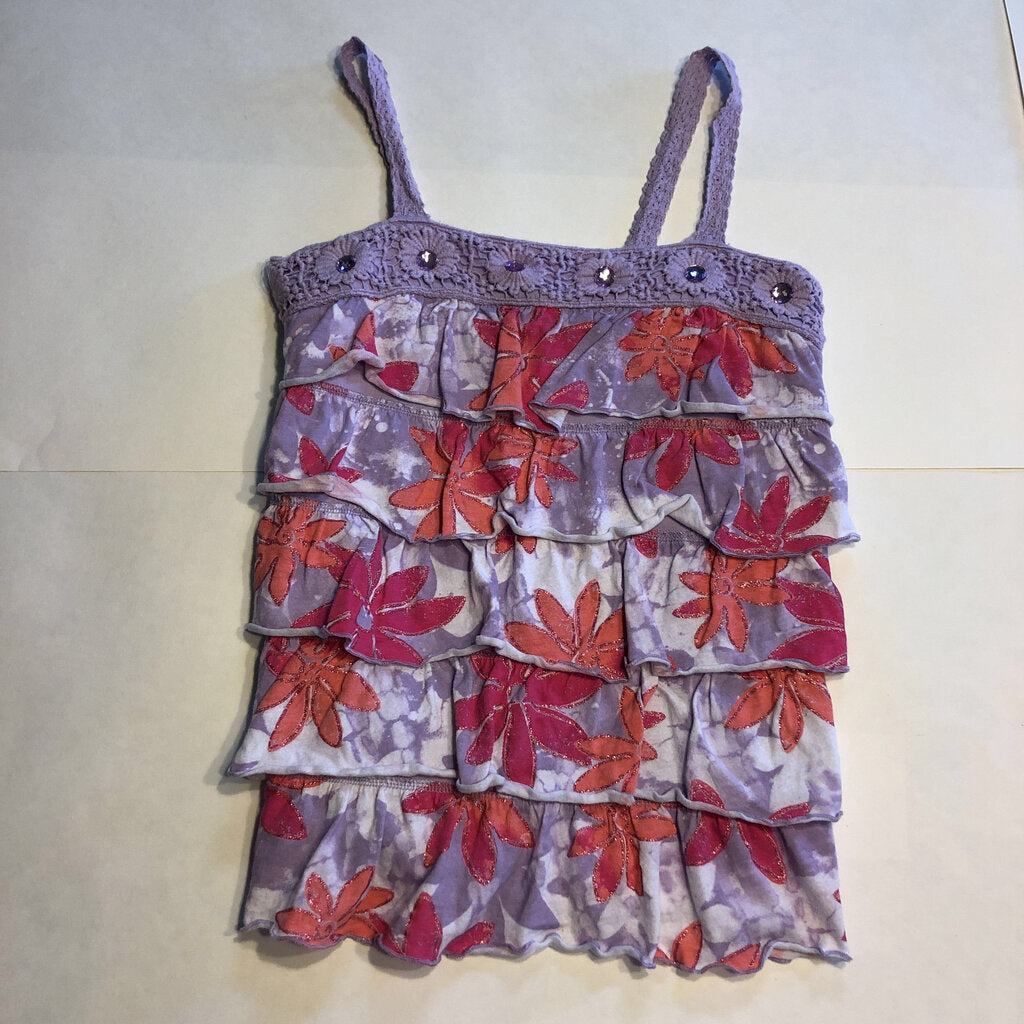 Sleeveless flower ruffle top