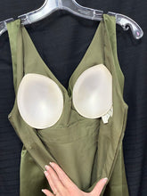 Load image into Gallery viewer, dress
