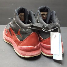 Load image into Gallery viewer, boys sneakers
