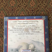 Load image into Gallery viewer, The snow bear- paperback
