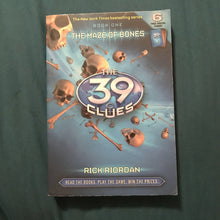 Load image into Gallery viewer, The Maze of Bones (The 39 Clues) (Rick Riordan) -series paperback
