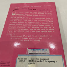 Load image into Gallery viewer, I So Don't Do Spooky (Barrie Summy) -chapter
