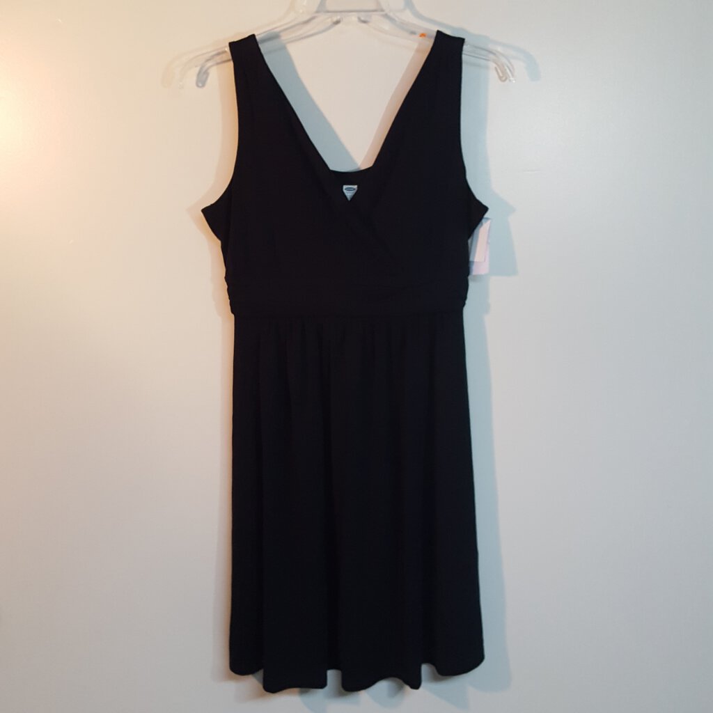 Sleeveless dress