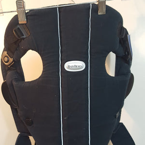 baby carrier