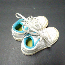 Load image into Gallery viewer, boy sneaker
